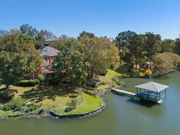 600 Tutwiler Dr, Pell City, AL 35128