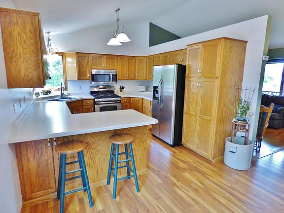 5th image of 19357 Denver St NW