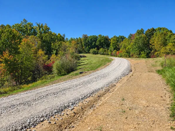 13579 Jake Tom Rd, Logan, OH 43138