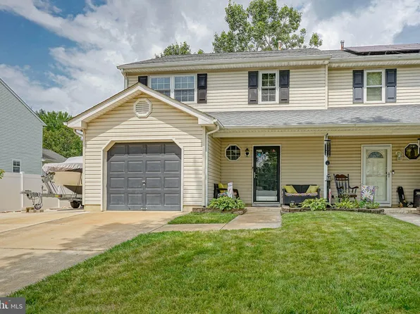 191 Villas Ct, Atco, NJ 08004