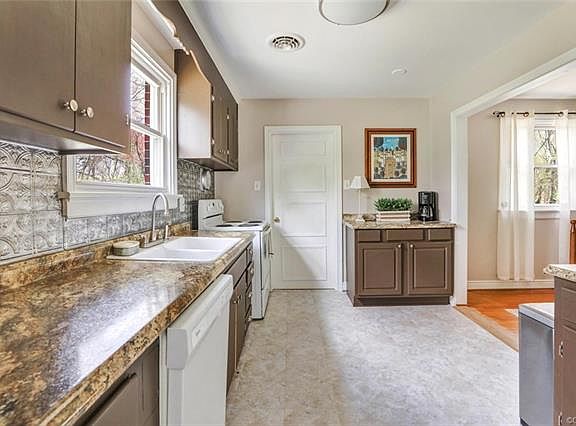 5th image of 4114 Sprenkle Ln