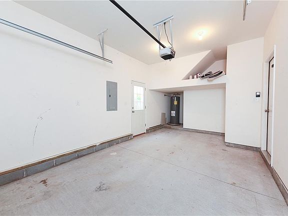 2nd image of 1603 Cullen Ave