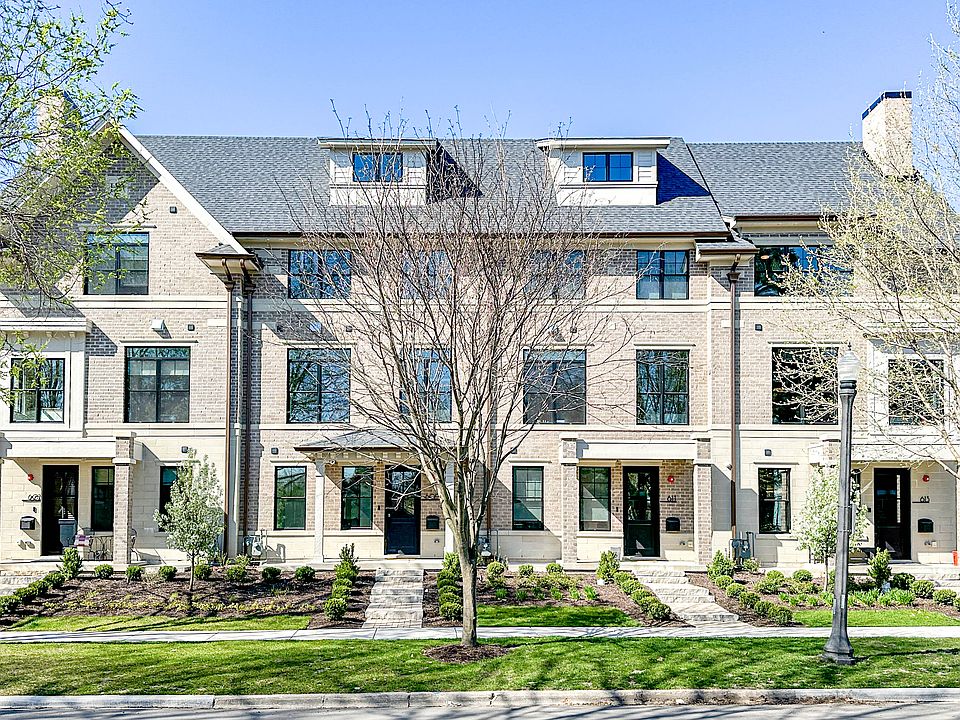 Heritage Place in Historic Naperville by DJK Custom Homes in Naperville ...
