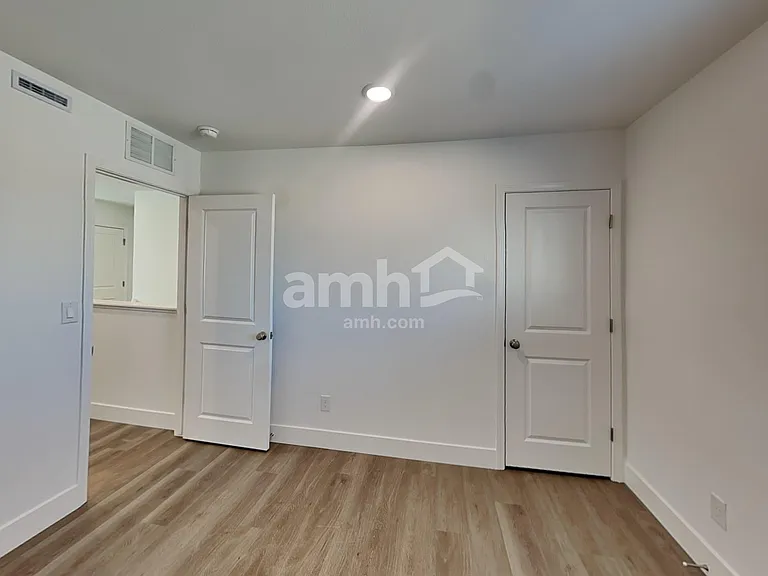 5734 Las Vegas Creek St — Photo 20
