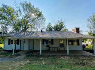600 Blackman Hill Rd, Harrisburg, IL 62946