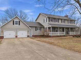 2086 N Bridgeton Ct, Fayetteville, AR 72701