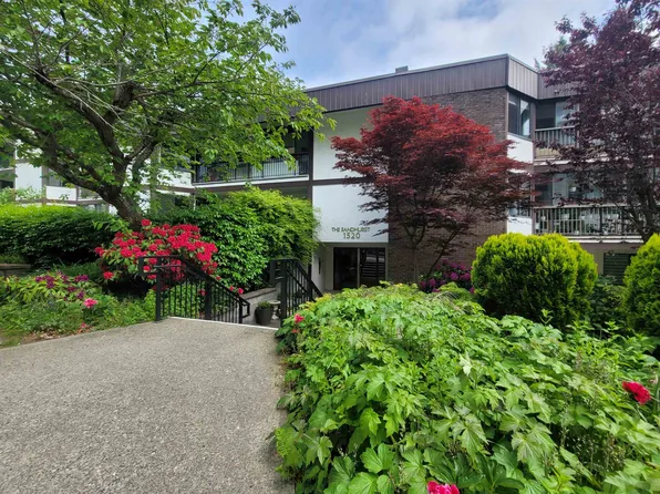 1520 Vidal St #309, White Rock, BC V4B 3T7
