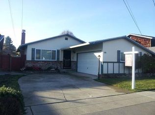 946 Saint Bede Ln, Hayward, CA 94544
