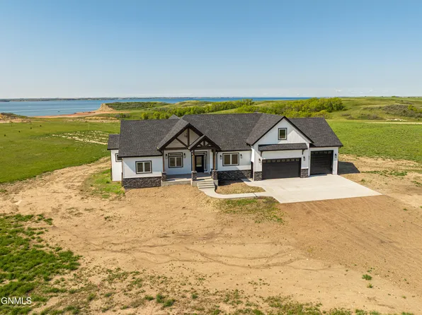 1265 42l Ave, Garrison, ND 58540