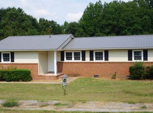 2217 Old Laurens Rd, Greenwood, SC 29649