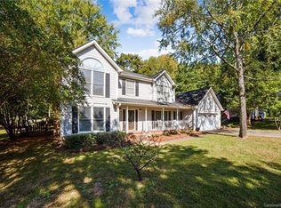 2008 Mill House Ln, Matthews, NC 28104