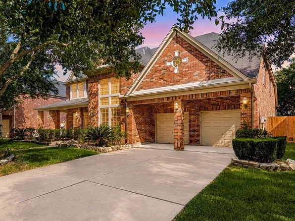 1706 Lake Charlotte Ln, Richmond, TX 77406