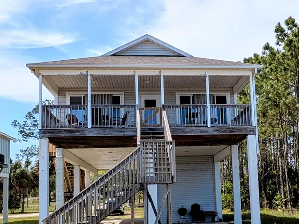 2190 Highway 98 E, Carrabelle, FL 32322