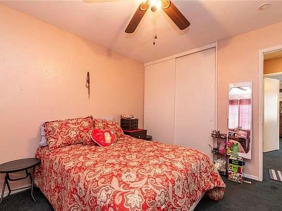 3rd image of 2154 W Wellington Cir