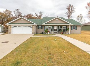 267 Murfield Dr, Poplar Bluff, MO 63901