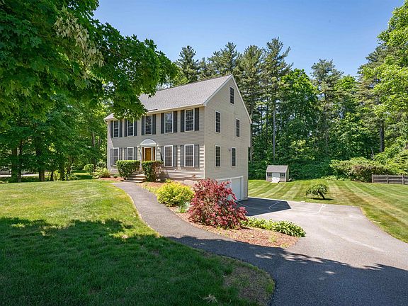 2nd image of 10 Golden Brook Road