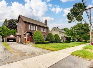 233 E Fulton St, Gloversville, NY 12078
