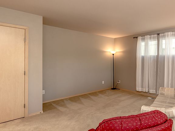 5th image of 17830 72nd Ave E