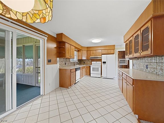 3rd image of 5625 Strausser St NW