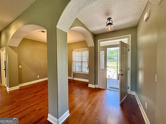 5th image of 1038 Sand Dollar Way