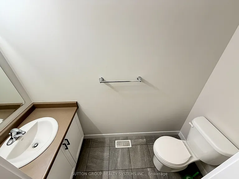 160 Stanley St #4 — Photo 9