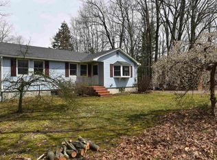 462 Salmon Falls Rd, Rochester, NH 03868