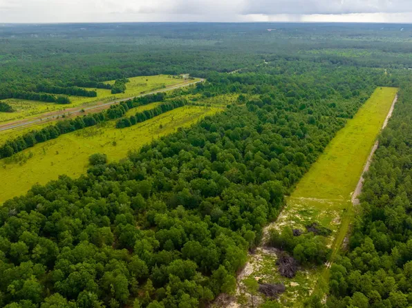 A 8 Old River Rd, Baker, FL 32531