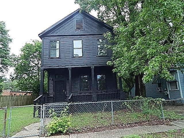 1st image of 864 Pettus St