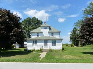 29199 Johnson Rd, North Liberty, IN 46554