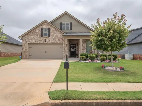 531 Carleton Pl, Locust Grove, GA 30248