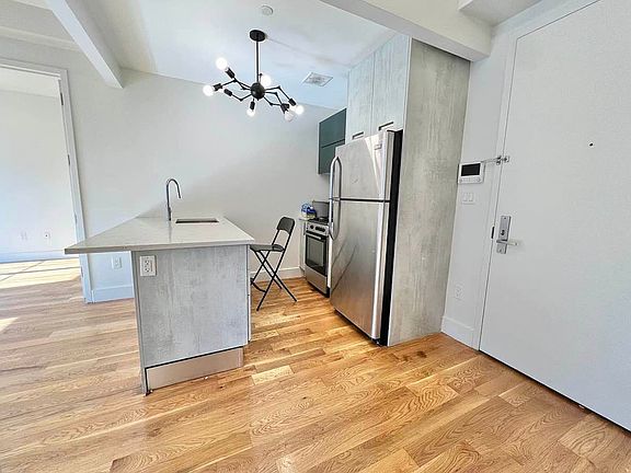 4th image of 12 Ford St APT 7C