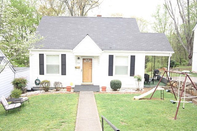 1st image of 710 Forest St