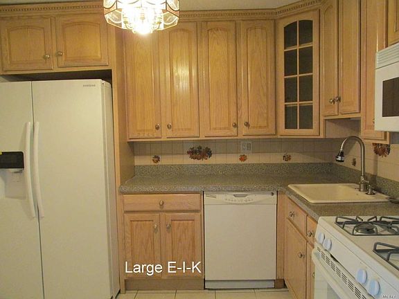 2nd image of 2 Bay Club Dr APT 18K
