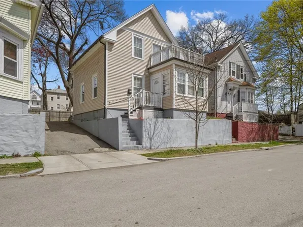 120 Emerson St, Providence, RI 02907