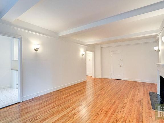 5th image of 15 Park Ave APT 11B