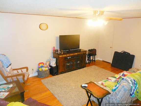 2nd image of 330 7th Ave SE