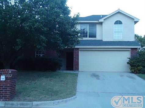 3rd image of 505 Kelley Ct