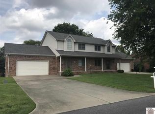 140 Gilhaven Dr #142, Paducah, KY 42003