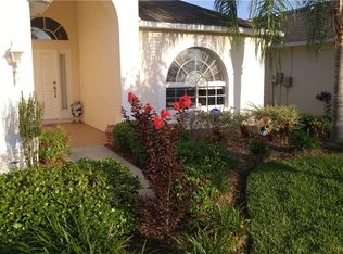 3237 Clover Blossom Cir, Land O Lakes, FL 34638