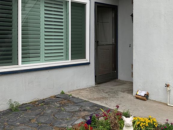 2nd image of 740 Manhattan Beach Blvd #C