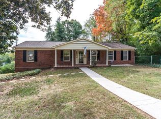 7612 Twining Dr, Knoxville, TN 37919