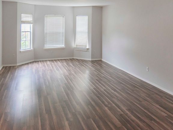 5th image of 18108 Berol Dr