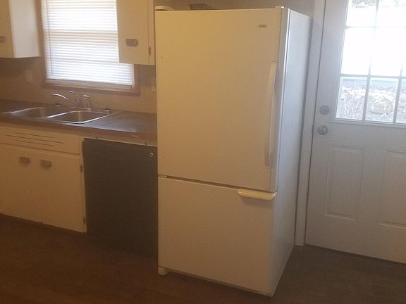 4th image of 2206 S 50th Avenue Cir
