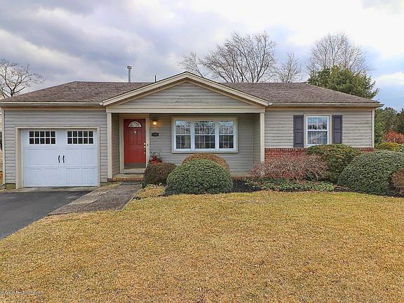 2nd image of 109 Westbrook Dr