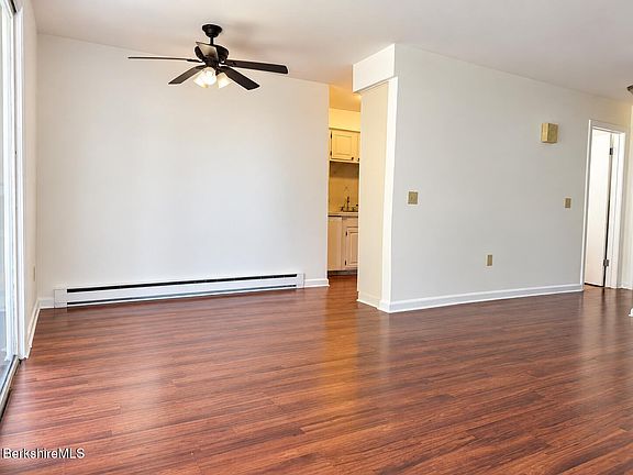 3rd image of 106 E Housatonic St APT 2
