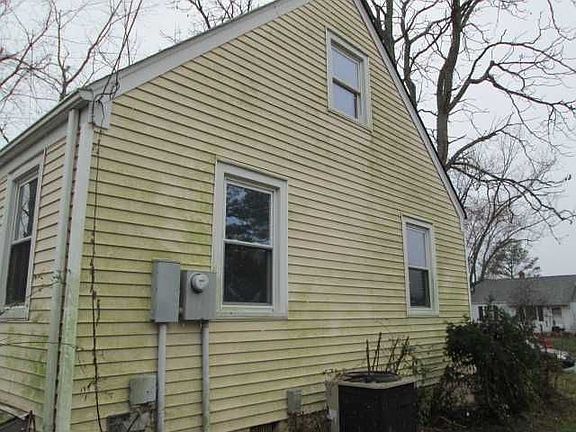 3rd image of 4503 McGill St