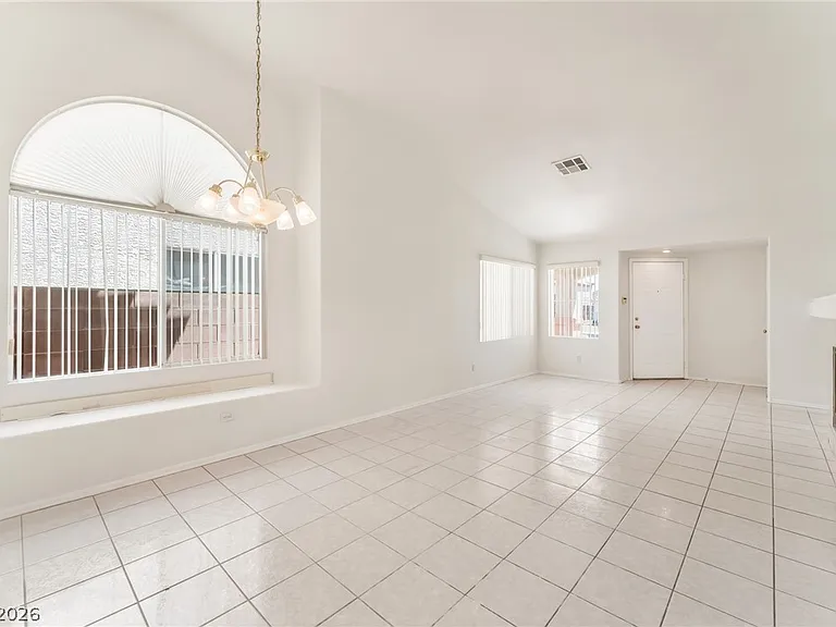 3523 Autumn Rain Ct — Photo 13