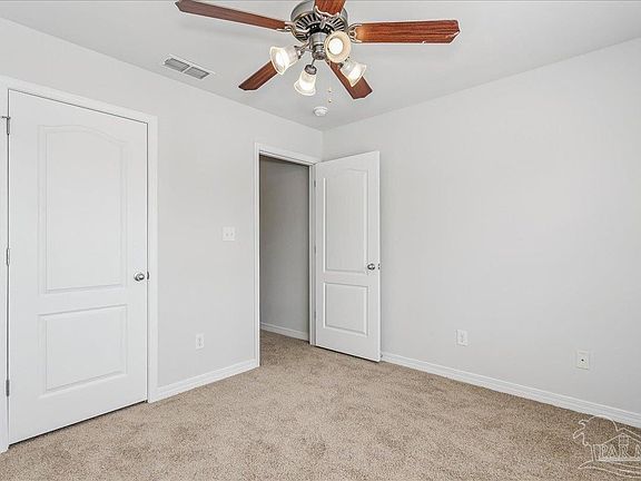 5th image of 800 Bunting Ct