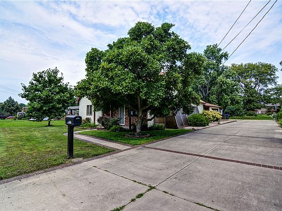 4th image of 540 W Main St