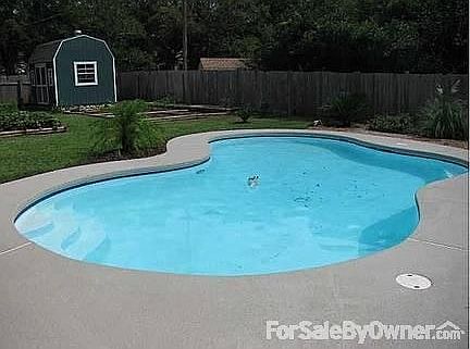 2nd image of 1605 Blanchard Dr